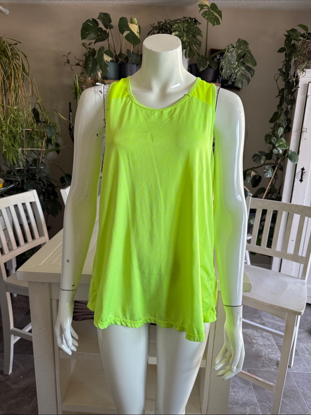 Fluorescent Neon Yellow Women's Sleeveless Active Tank Top XXL -
